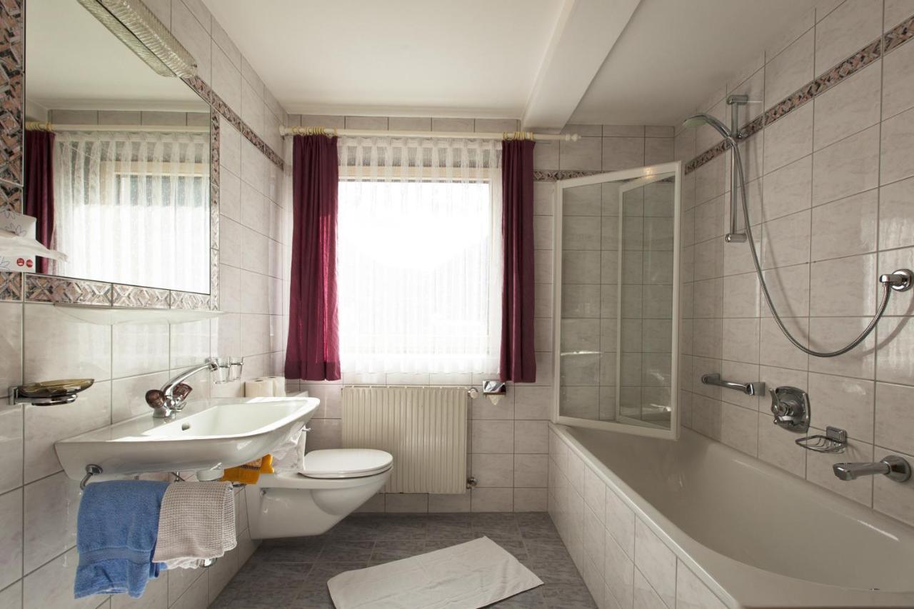 Gasthof Kristall - Themenfruehstueck Nauders Cameră foto